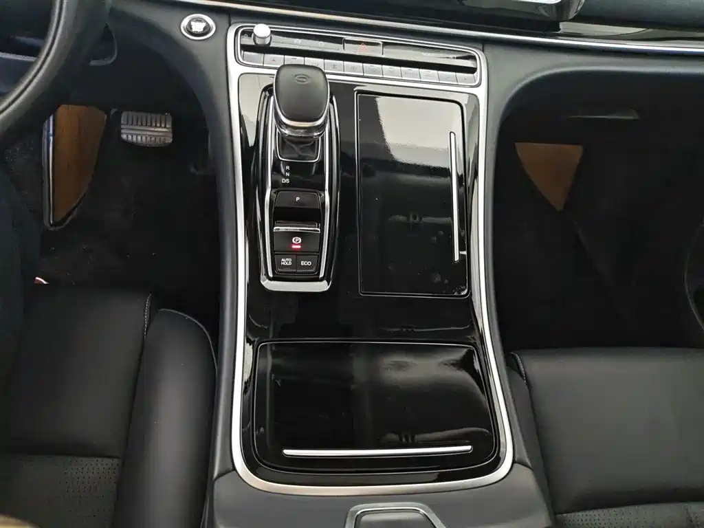 GAC Trumpchi Trumpchi M8 2021 Leading Show Series 390T Premium Edition фото 9