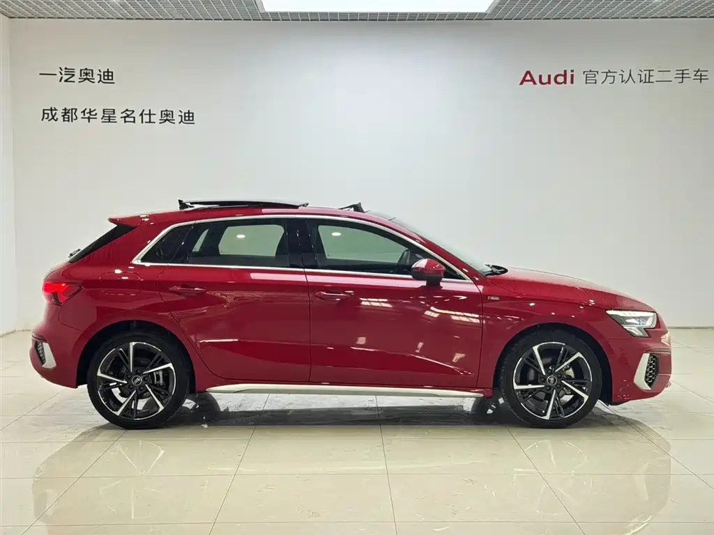 Audi A3 2024 Model Sportback 35 TFSI Fashion Sport фото 3