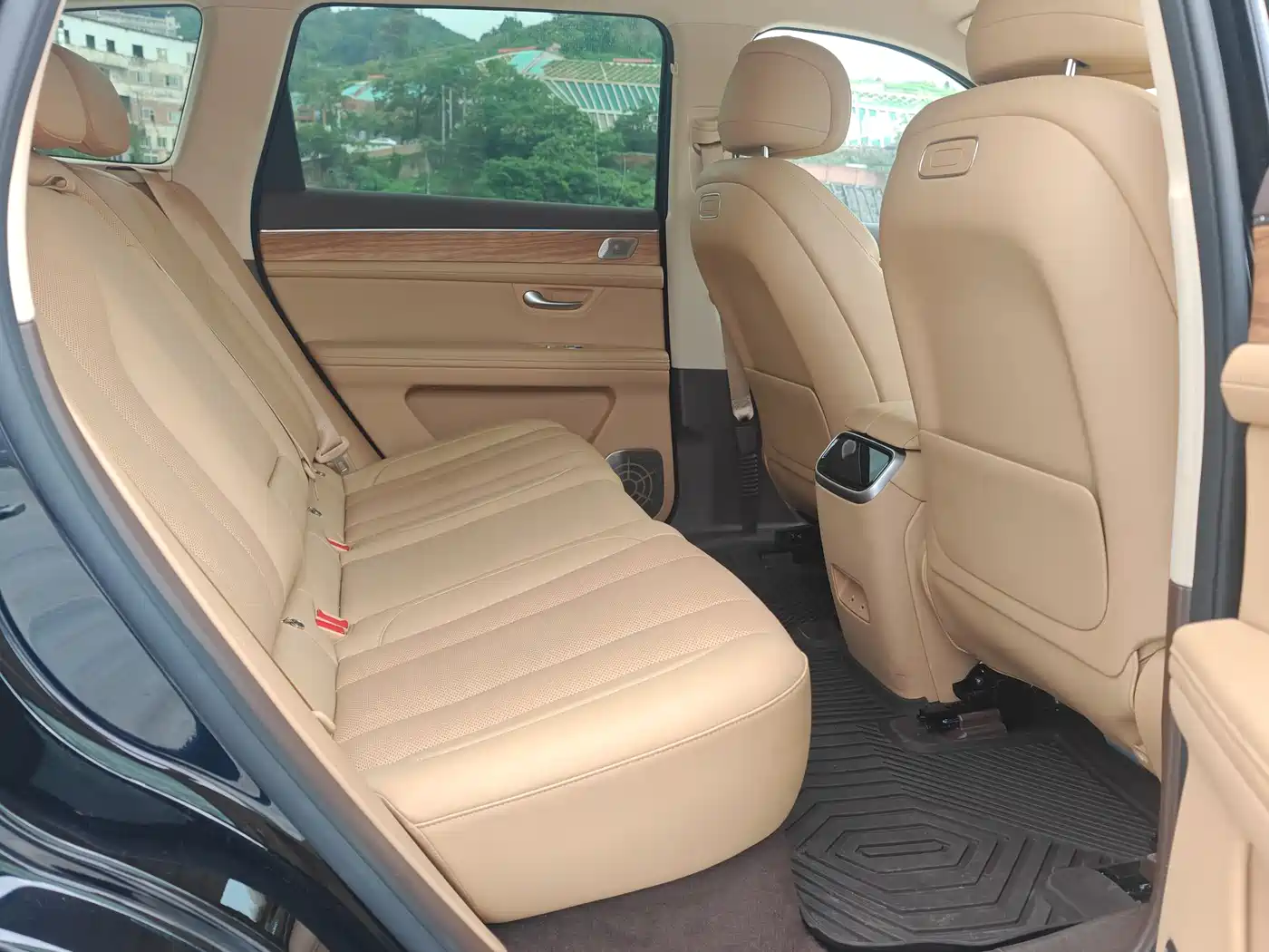 AITO Wenjie AITO M7 2024 Model 1.5T Smart Drive RWD Max 5-Seater фото 21