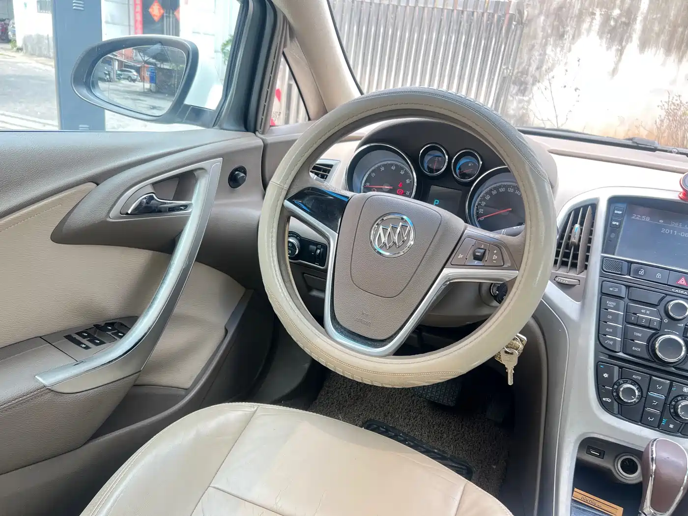 Фото 18 - Buick Excelle