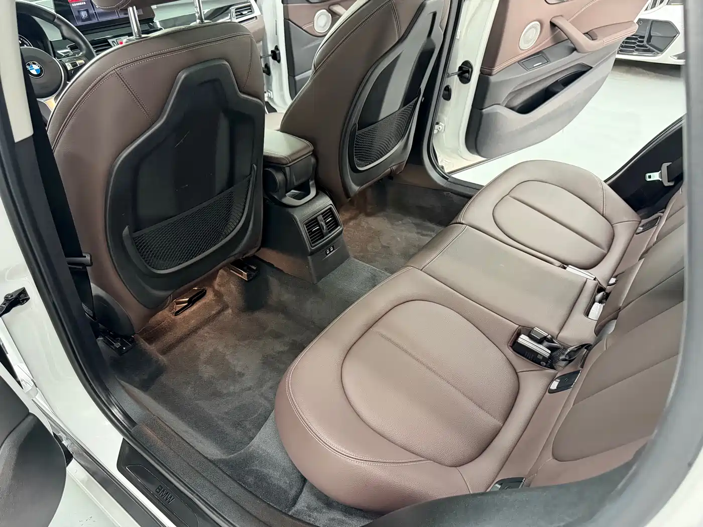 BMW X1 2022 sDrive20Li Premium фото 14
