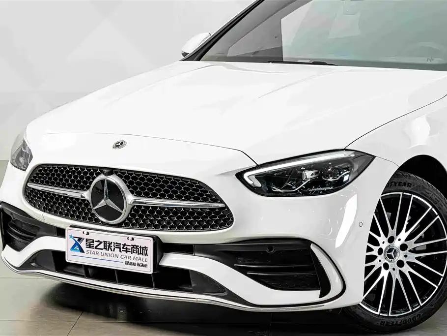 Фото 2 - Mercedes-Benz C-Class