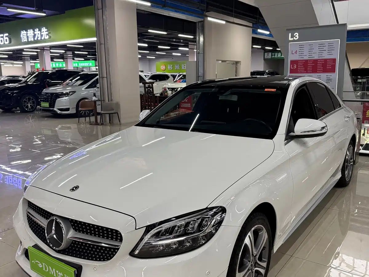 Mercedes-Benz C-Class 2020 Facelift C 260 L Sport фото 3