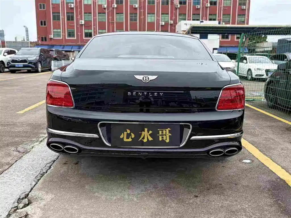 Bentley Flying Spur 2024 2024 4.0T V8 Elegance Edition