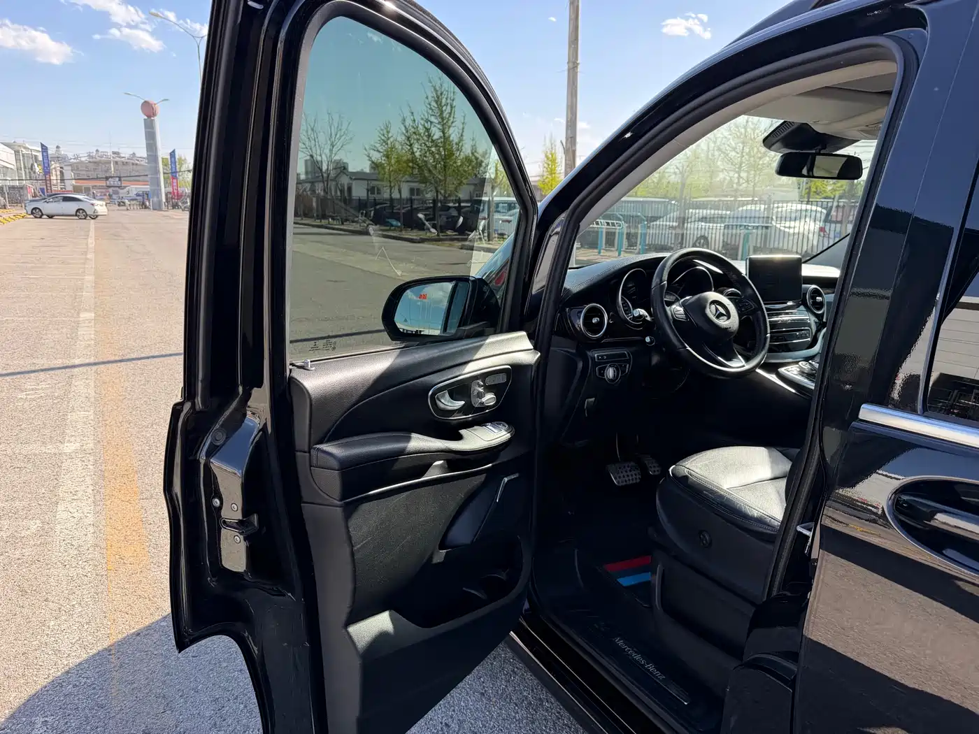Mercedes-Benz V-Class 2018 V 260 Premium Edition China VI фото 9