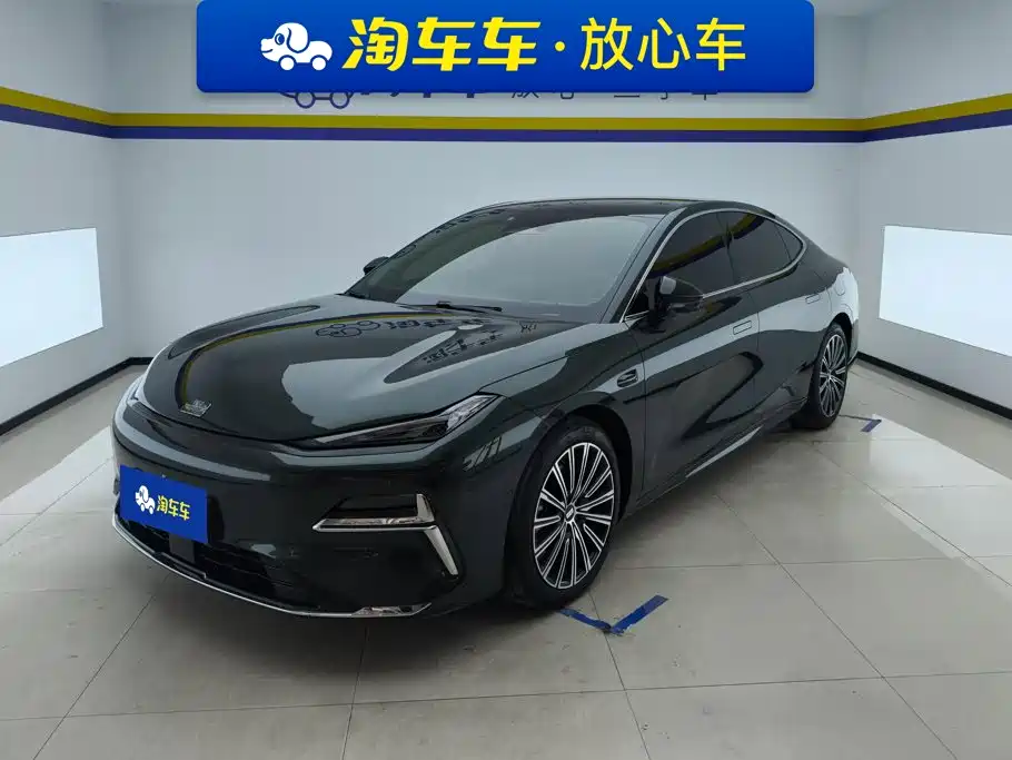 Geely Galaxy Galaxy Xingyao 8 2025