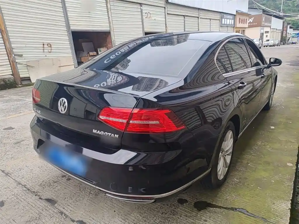 Volkswagen Magotan 2018 330TSI DSG Luxury фото 7