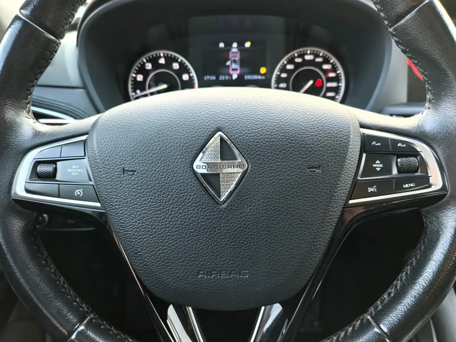 Фото 9 - Borgward BX7