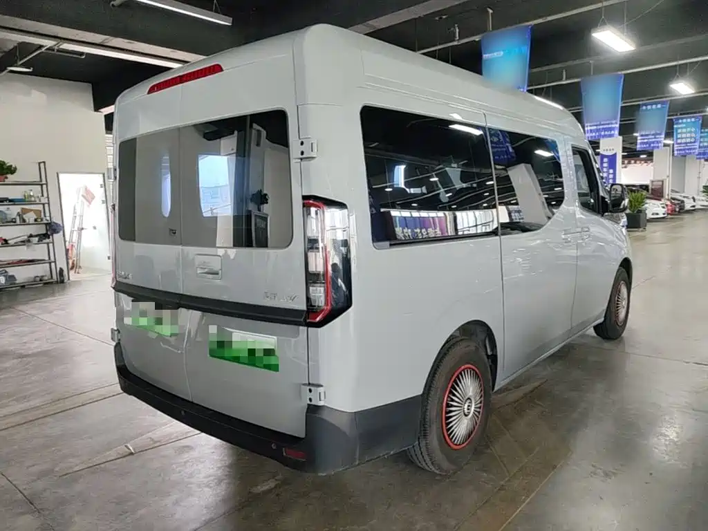Yuan Cheng Farizon Super VAN 2025 2025 Journey Edition Action Pack 68kWh
