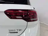 Photo 9 - Volkswagen T-ROC
