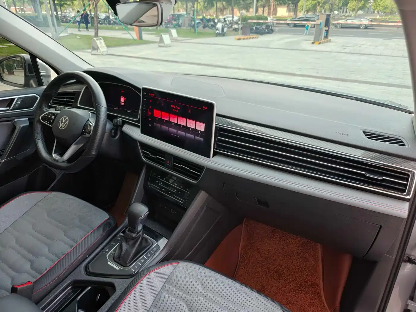 VOLKSWAGEN TIGUAN L NEW ENERGY