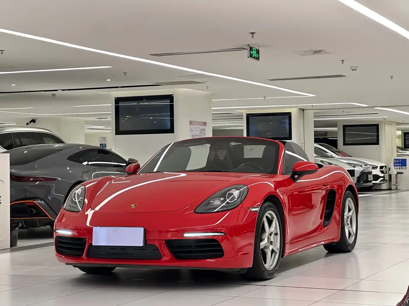 Porsche 718 2017 2016 Boxster 2.0T