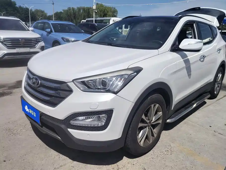 Hyundai Santa Fe 2015 2.0T Automatic 4WD Smart 7-seater