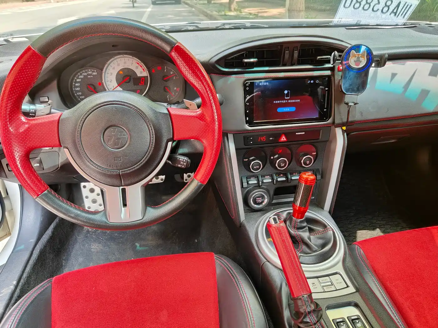 Toyota 86 2013 2.0L Automatic Luxury фото 5