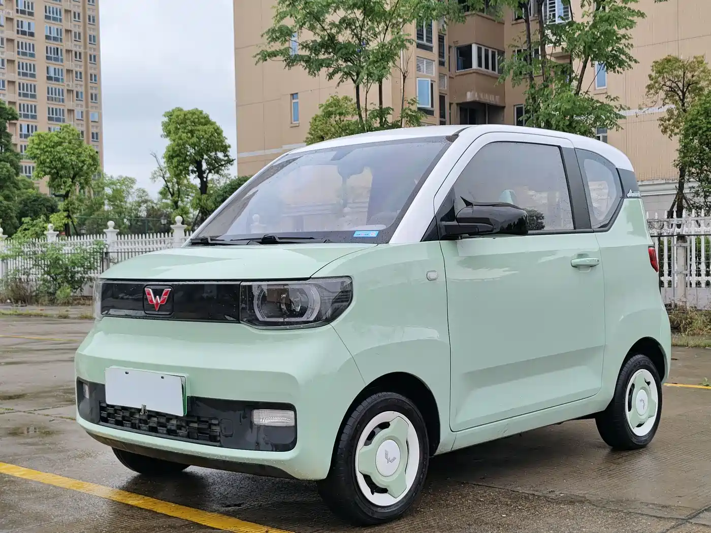 Wuling Motors Hongguang MINIEV 2021 Macaron Premium Edition LFP