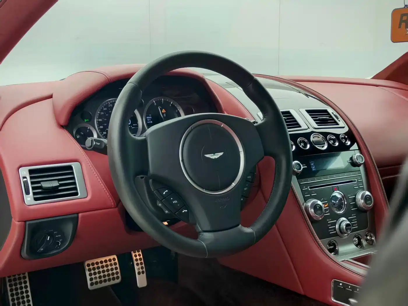 Aston Martin DB9 2013 2013 6.0L Coupe
