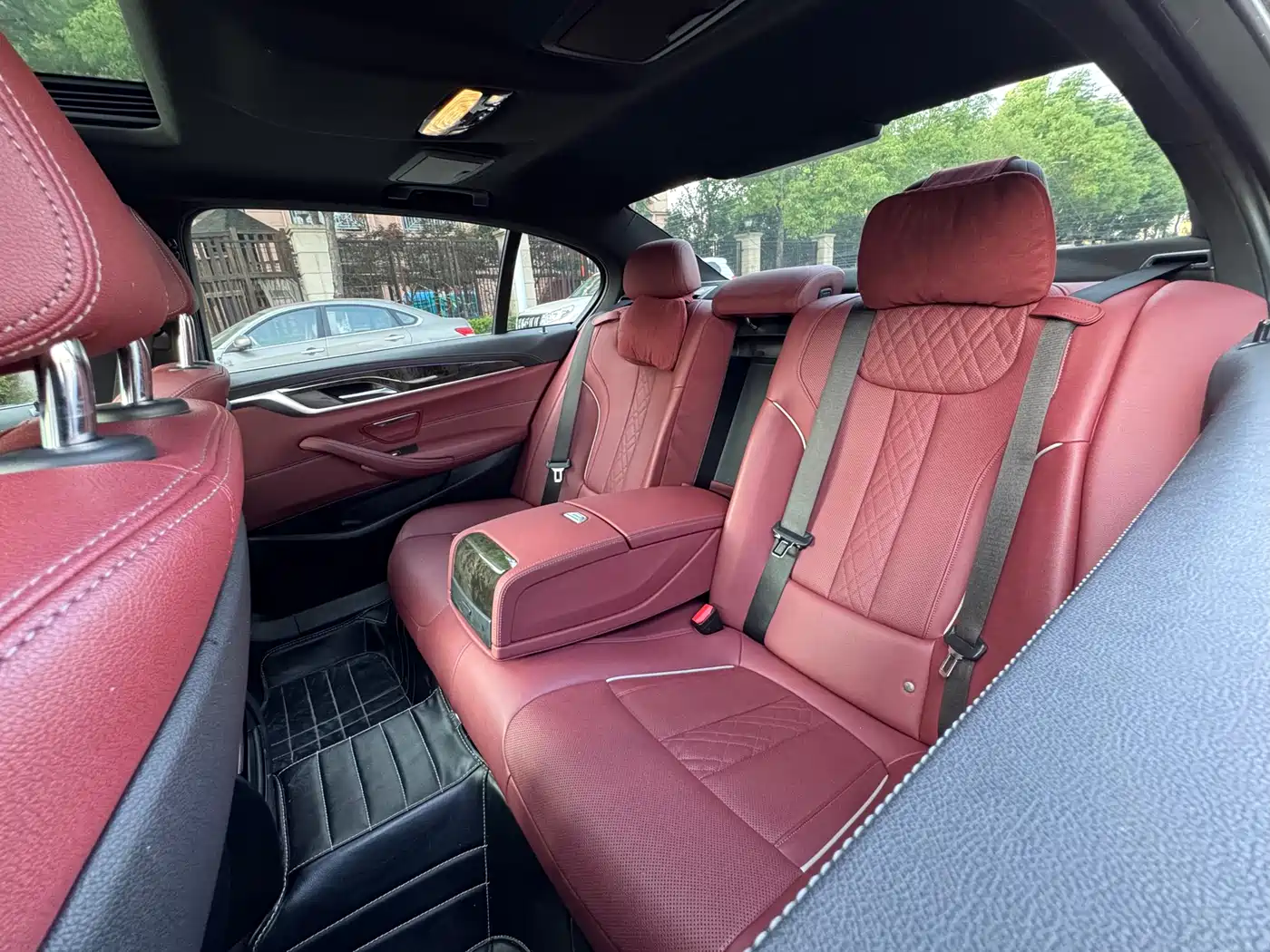 BMW 5 Series 2021 525Li M Sport Package фото 12