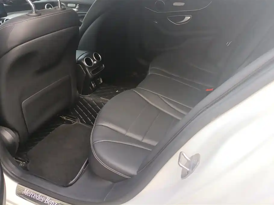 Mercedes-Benz C-Class 2020 C 260 L Sport фото 11