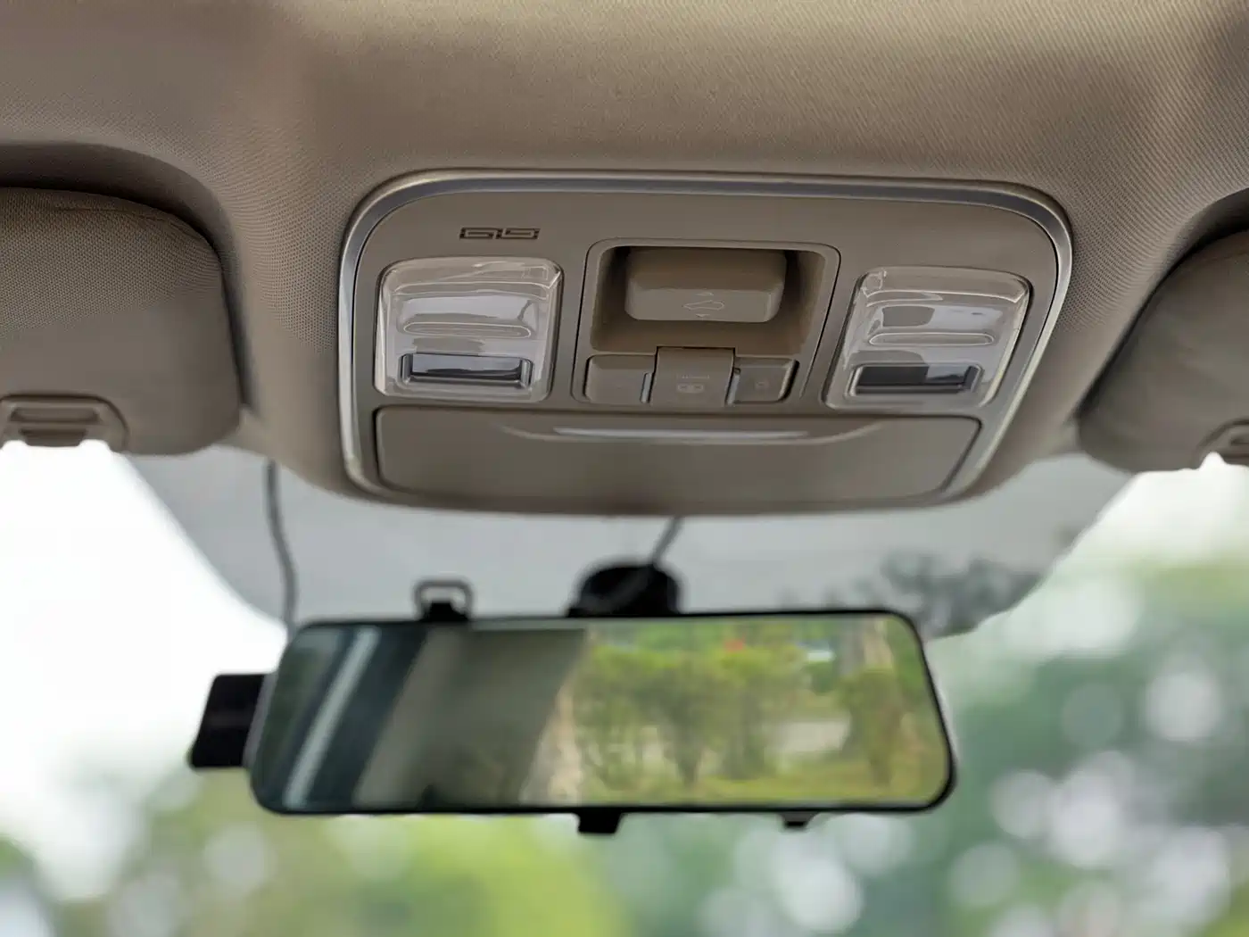 Фото 20 - Geely Atlas