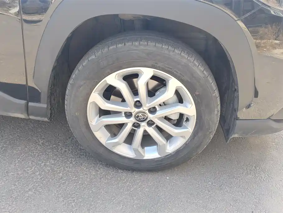 TOYOTA FENGLANDA
