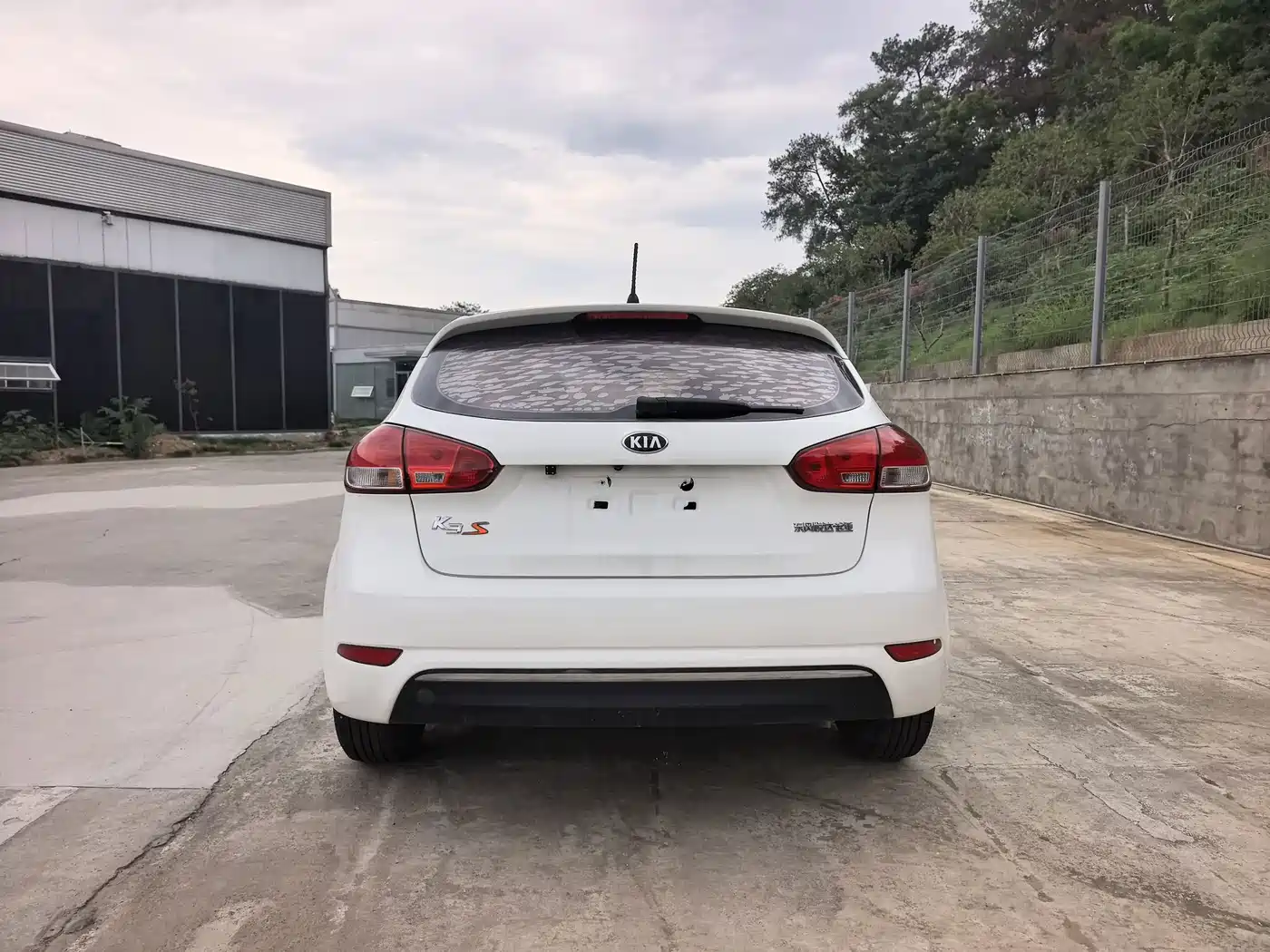 Kia K3S 2015 2014 1.6L Manual GL