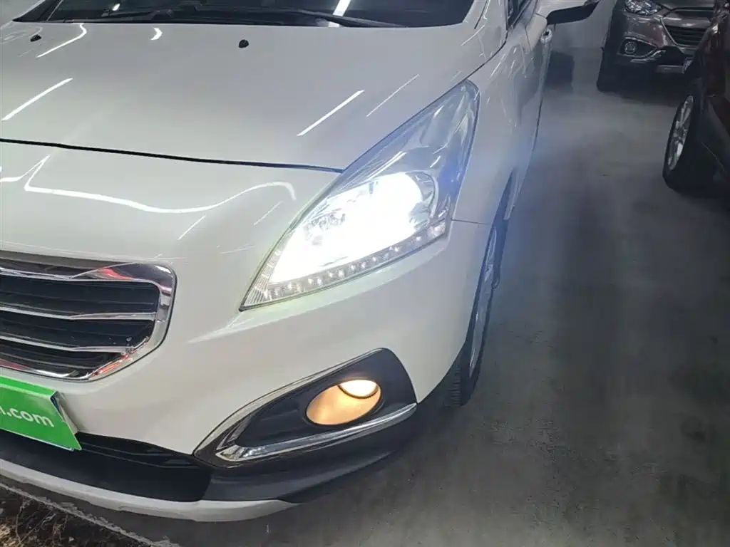 Peugeot 3008 2015 1.6THP Automatic Classic Edition фото 24