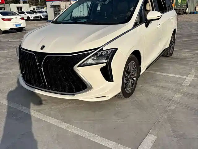 Dongfeng Fengxing Fengxing Yacht 2022 1.5T DCT Wave Chaser Edition