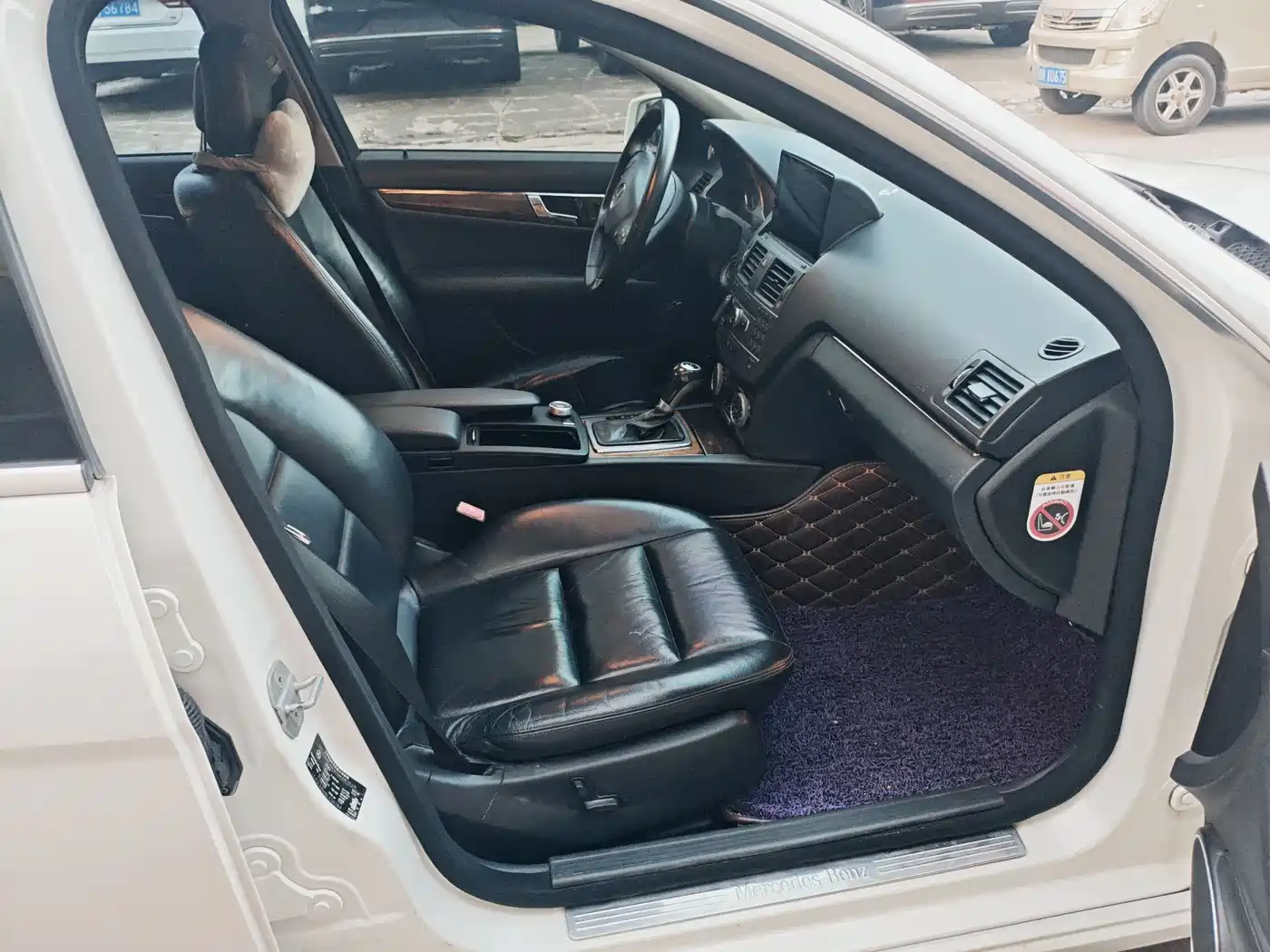 Mercedes-Benz C-Class 2010 C 200 CGI Elegance фото 13