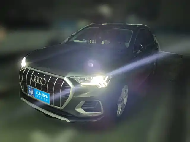 Audi Q3 2020 35 TFSI Fashion Elegance — фото 1