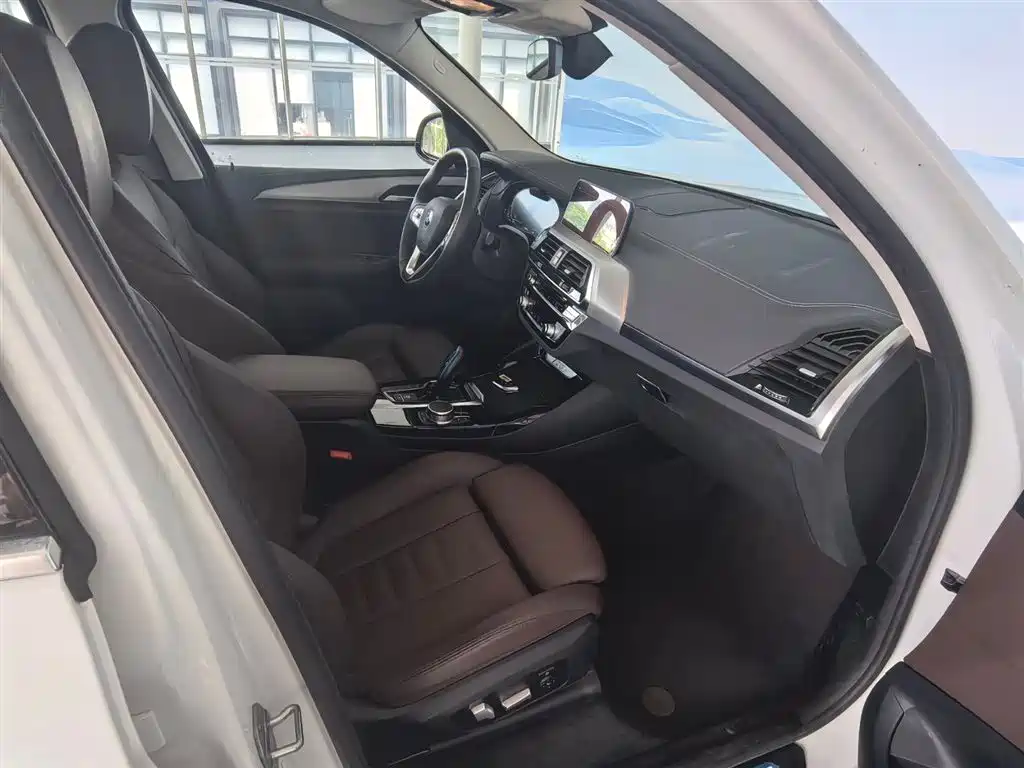 BMW iX3 2021 2021 Pioneer