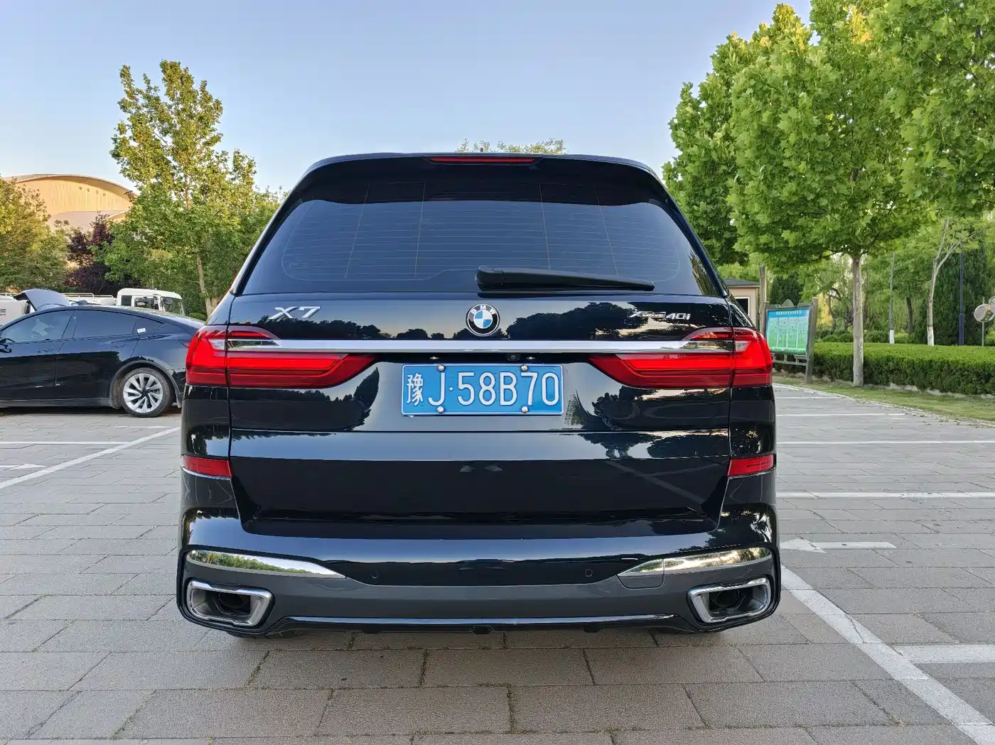 BMW X7 2020 xDrive40i Executive M Sport Package фото 5