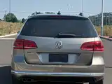 صورة 5 - Volkswagen Magotan (Import)