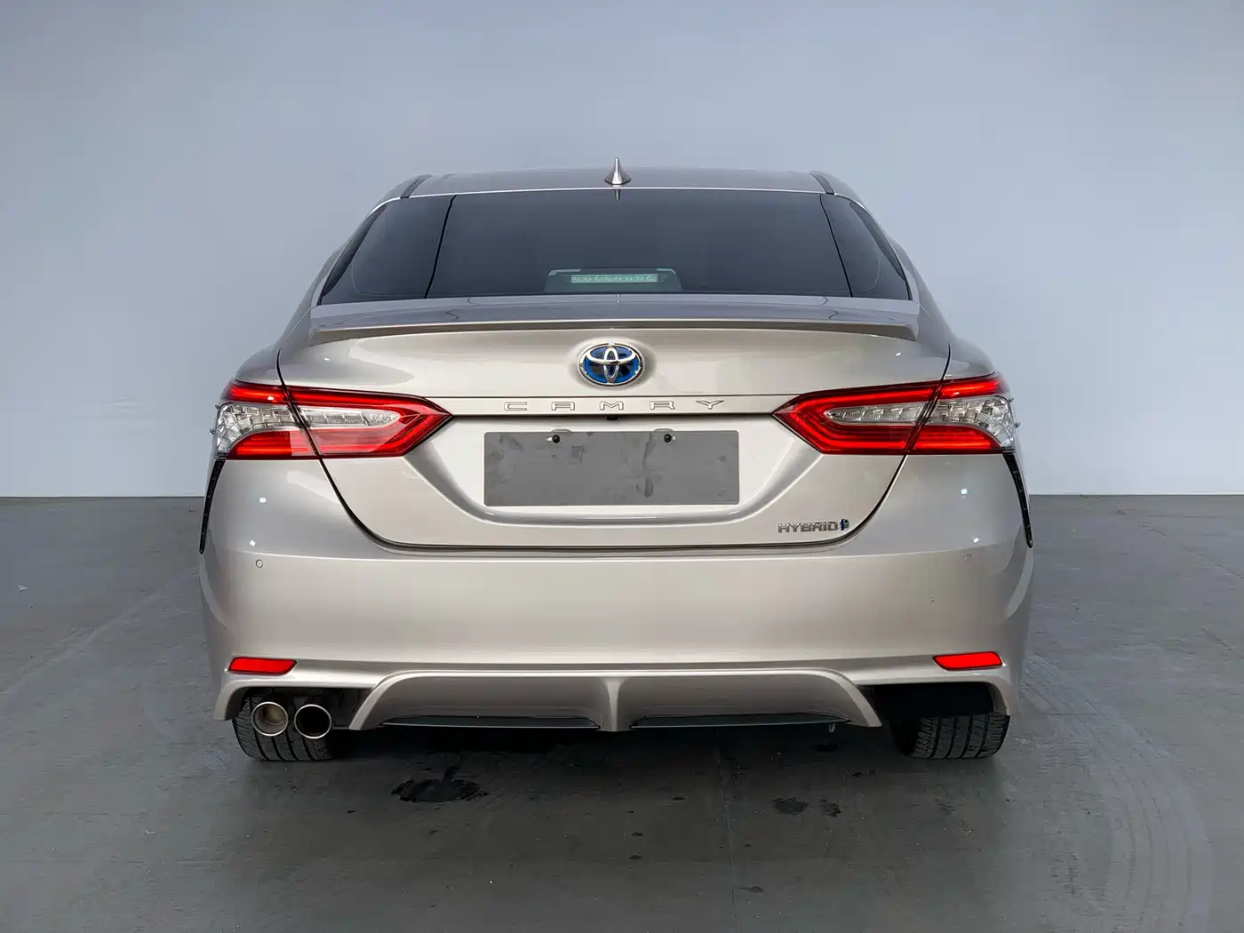 Toyota Camry 2021 Hybrid 2.5HS Fashion Edition фото 6