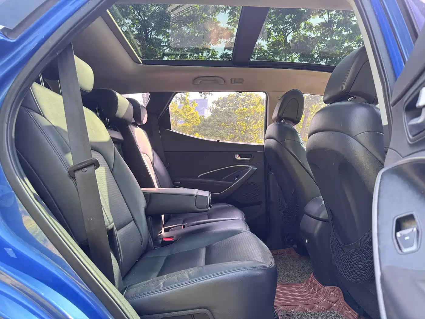 Hyundai Santa Fe 2015 2.4L Automatic 2WD Smart 5-seater фото 10