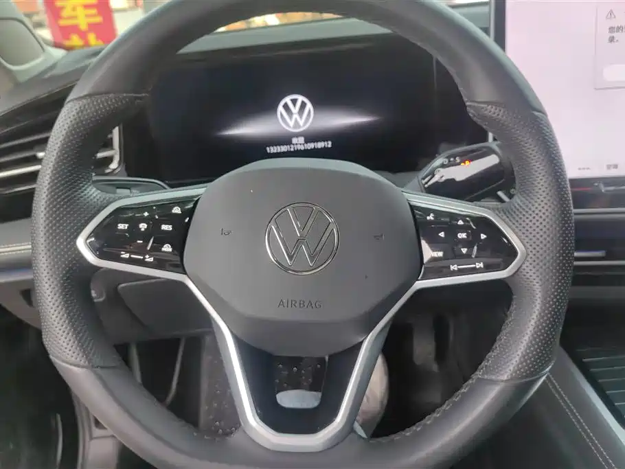 Volkswagen Magotan 2024 380TSI DSG Luxury Edition (Daimai Package) фото 15