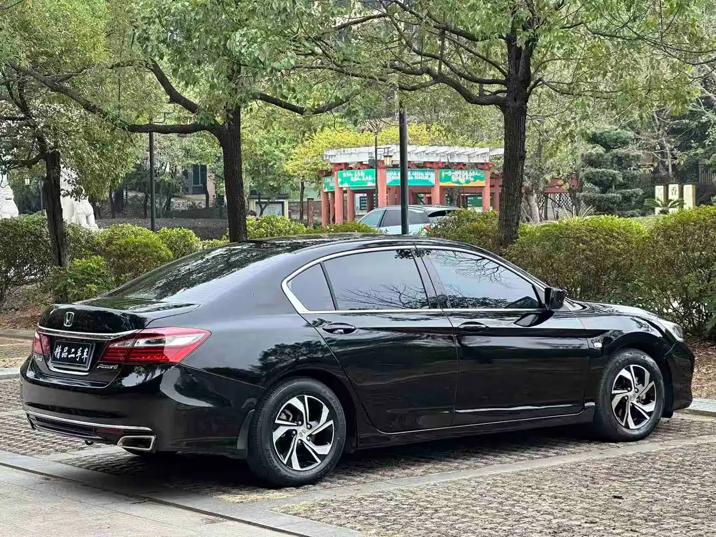 Honda Accord 2016 2.0L Comfort Edition фото 5