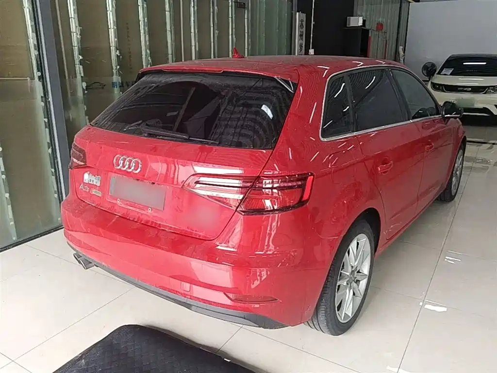 Audi A3 2018 30th Anniversary Sportback 35 TFSI Progressive фото 7