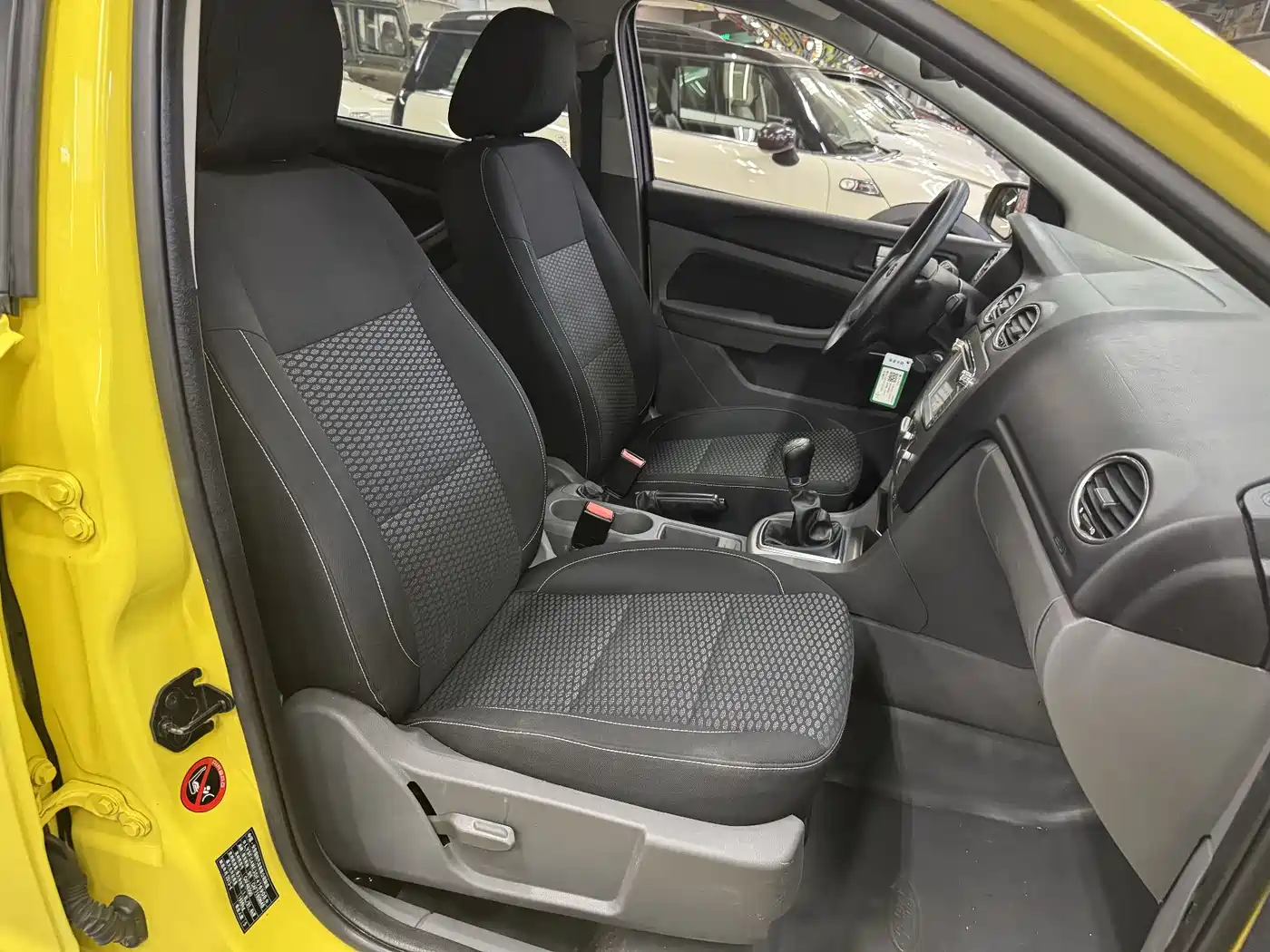 Photo 12 - Ford Focus
