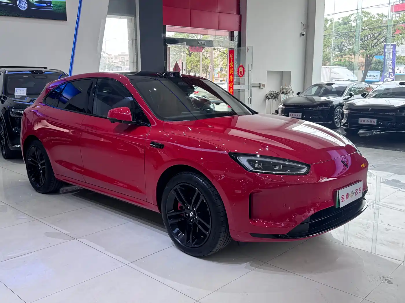 AITO Wenjie AITO M5 2025 Extended Range Ultra AWD фото 3