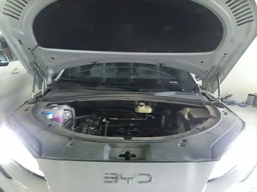 BYD Song PLUS PHEV 2025 EV Smart Driving Edition 520km Luxury фото 20