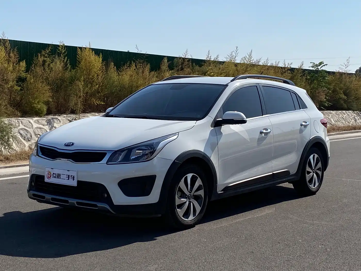 Kia KX CROSS 2018 2017 1.4L AT GLS