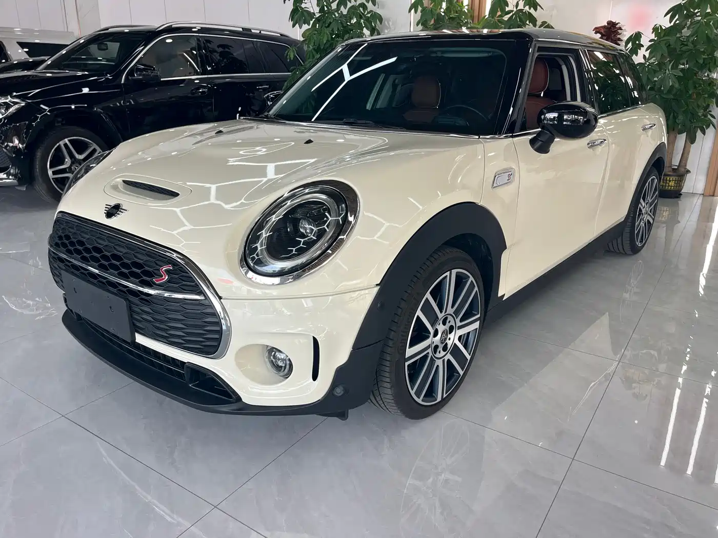 Similar car