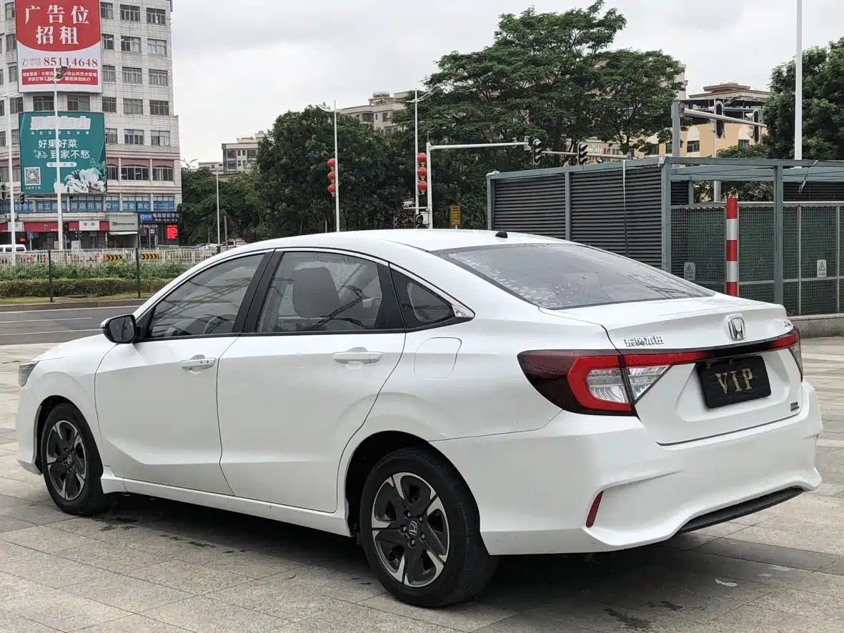 Фото 17 - Honda ENVIX