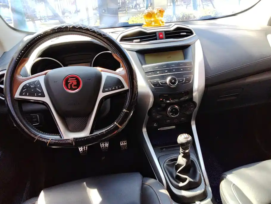صورة 10 - BYD Yuan