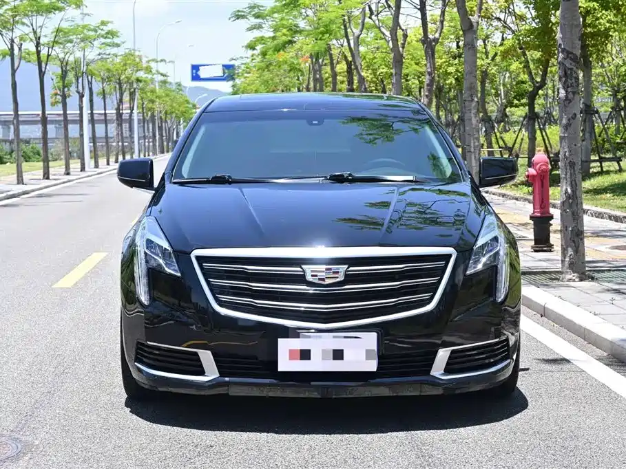 Cadillac XTS 2018 28T Technology фото 2
