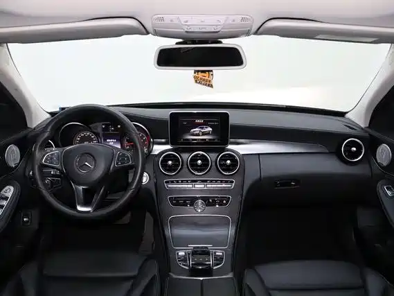 Mercedes-Benz C-Class 2016 C 200 L Sport фото 18