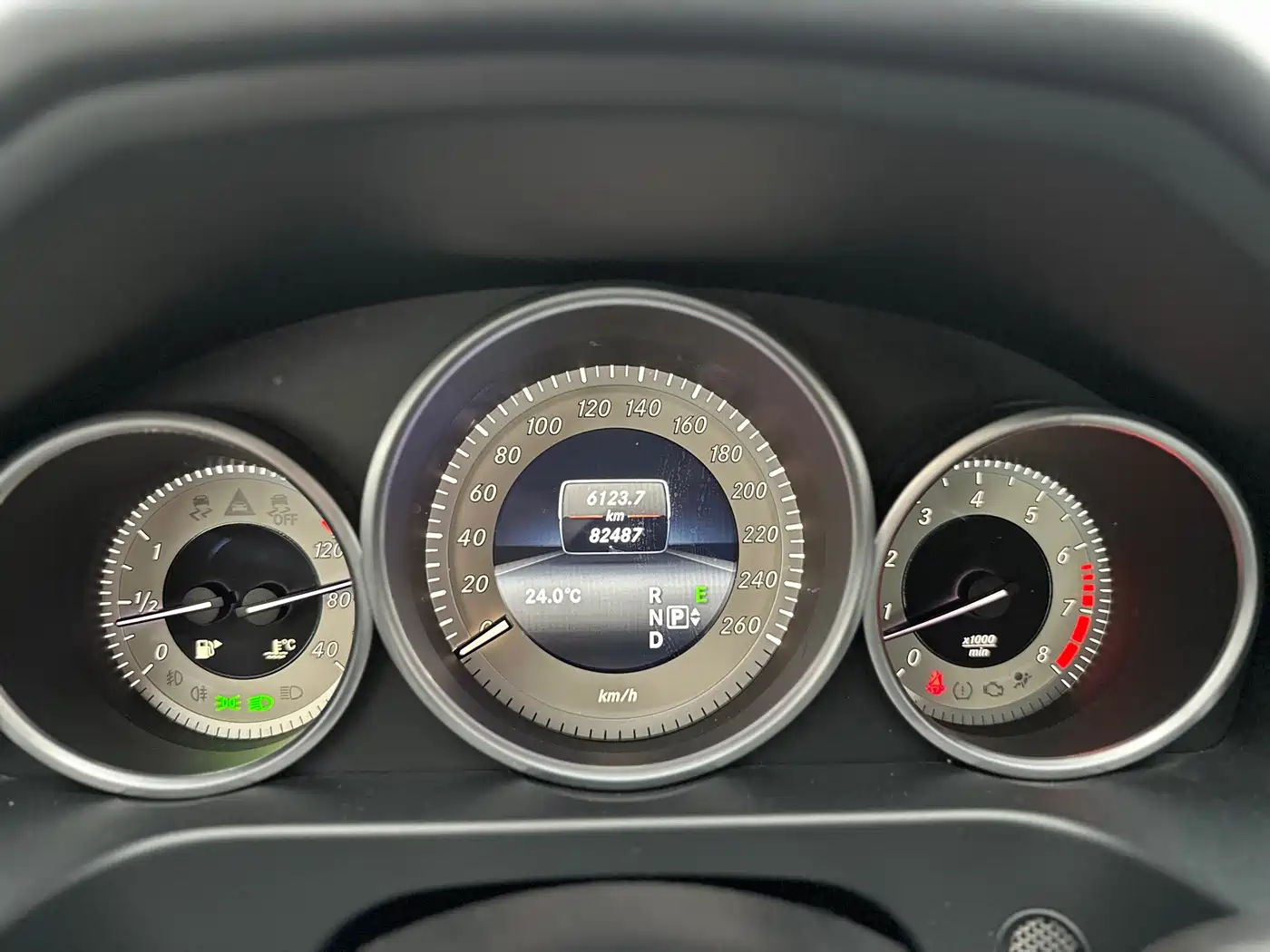 Mercedes-Benz E-Class 2015 Facelift E 260 L Sport фото 21