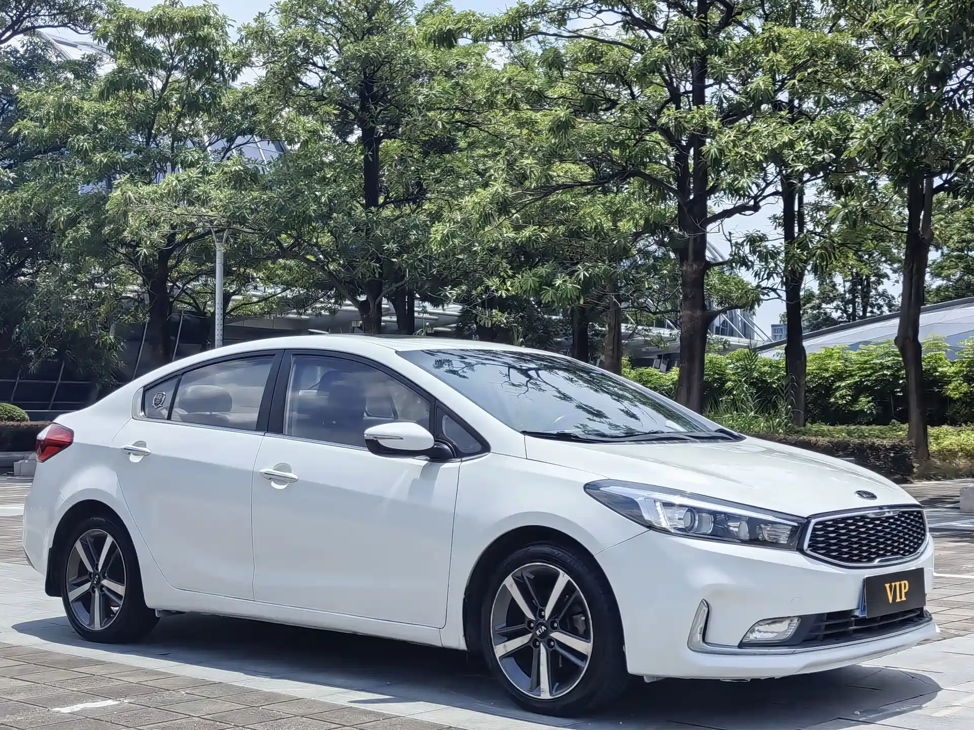 Photo 3 - Kia K3