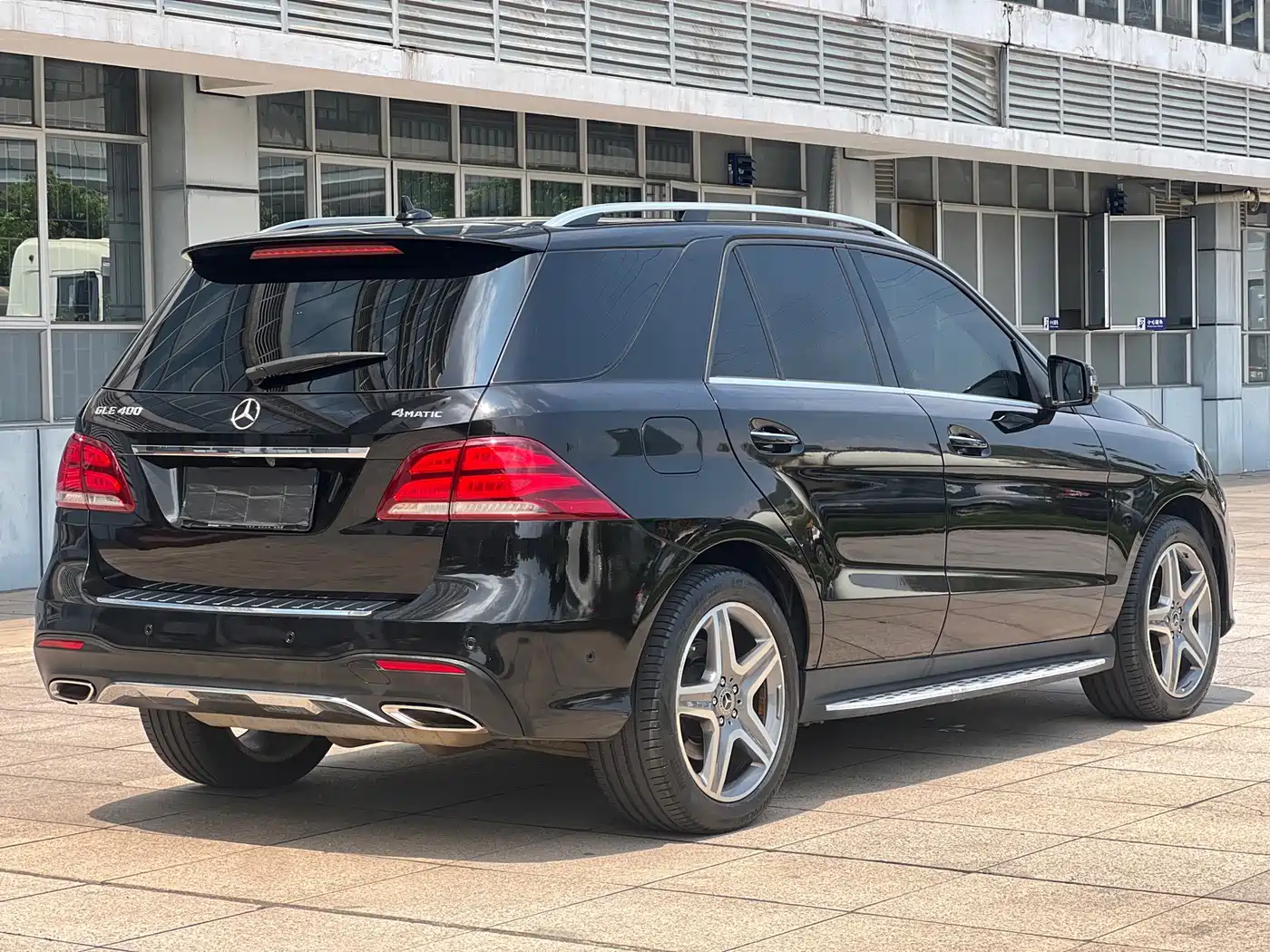 Mercedes-Benz GLE 2017 GLE 400 4MATIC фото 13
