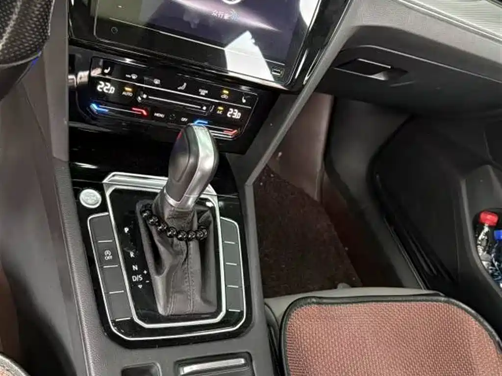 Volkswagen Magotan 2023 2 Million Units Anniversary Edition 330TSI DSG Leading Type фото 7